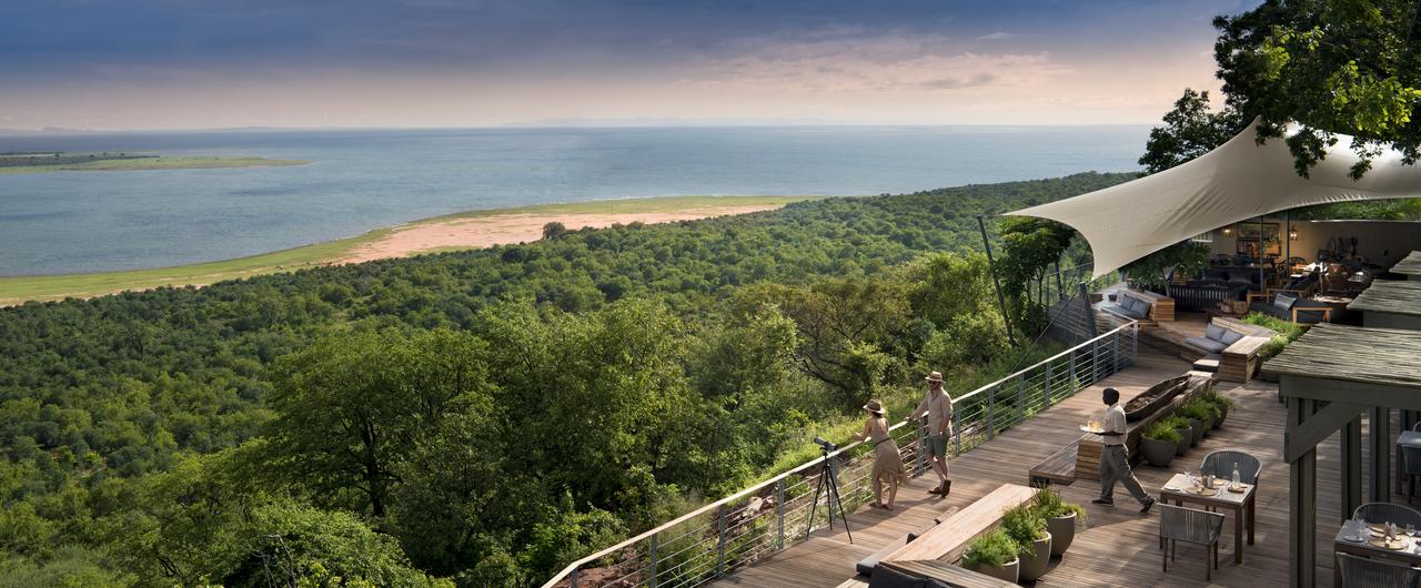 bumi_hills_safari_lodge_lake_kariba_zimbabwe_luxury_safari_lodge_lake_view_viewing_deck__african_bush_camps_88