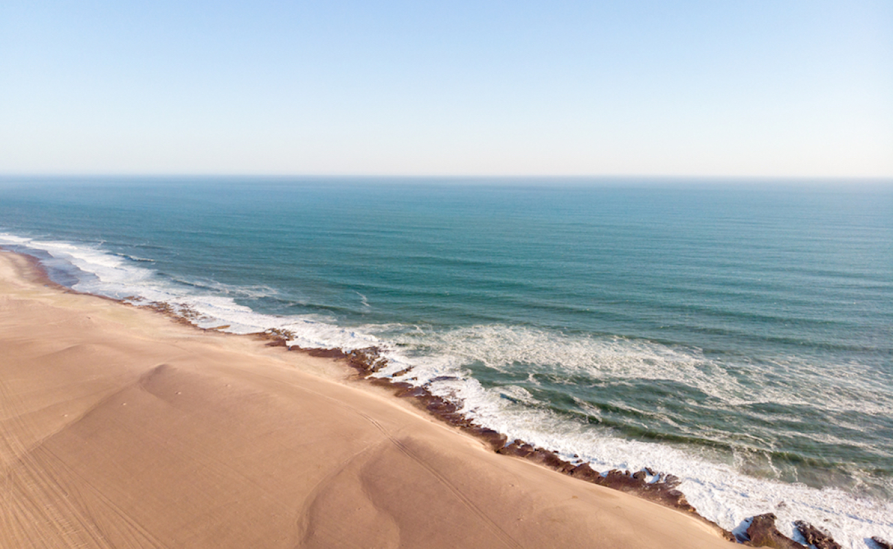 14-shipwreck-lodge-coastline