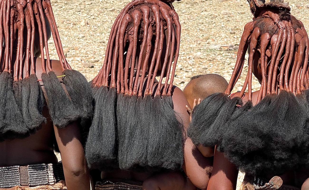 45-hoanib-valley-camp-himba-tribe