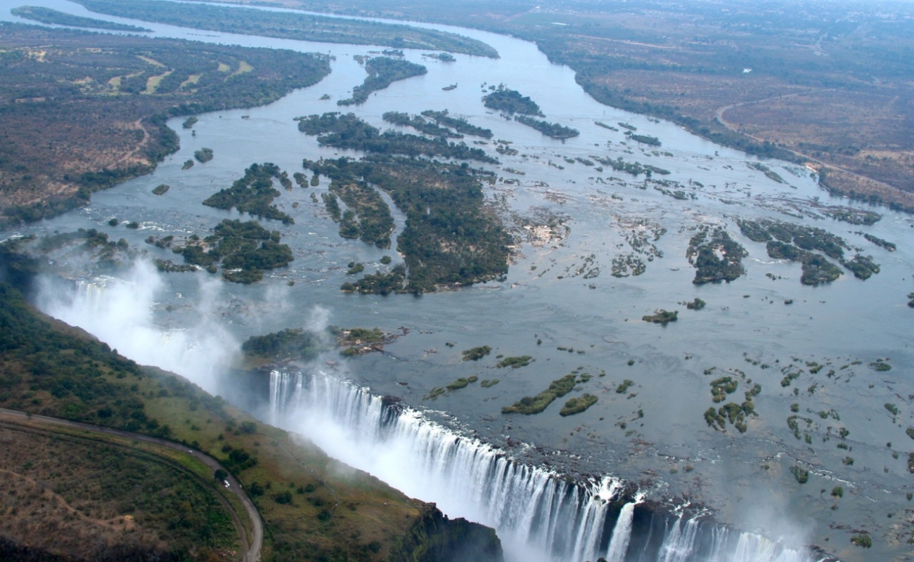 victoria-falls-zambia